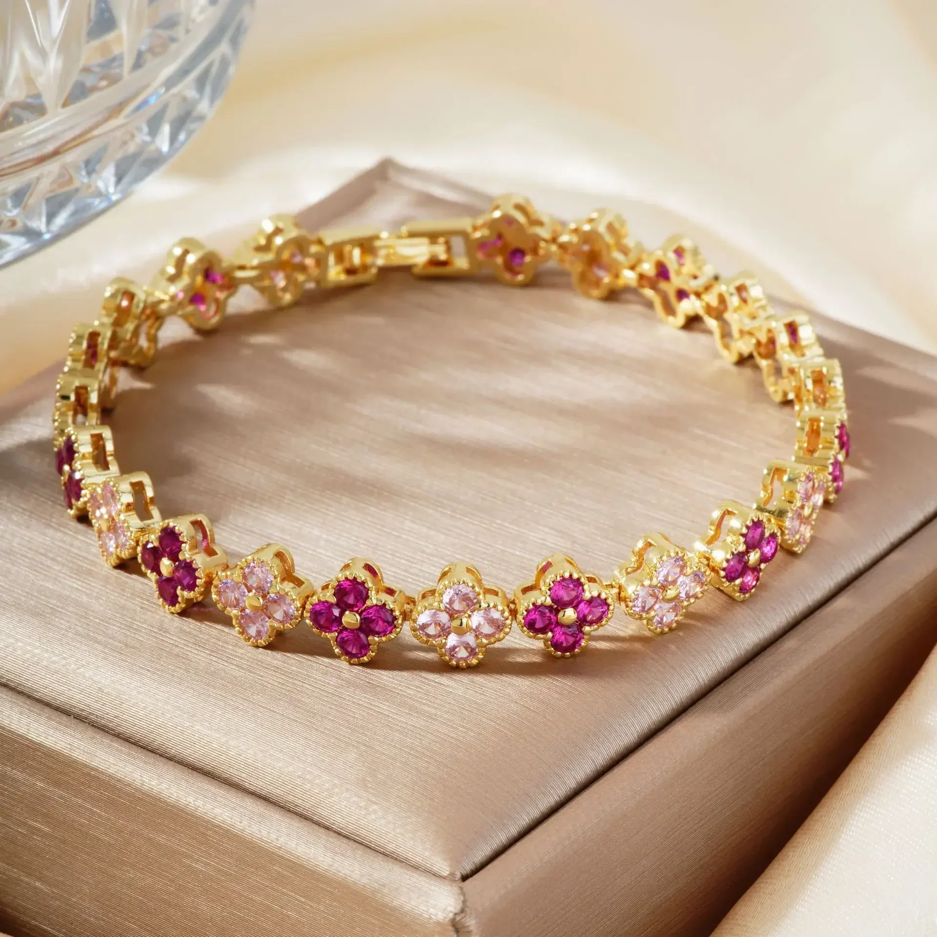 Colorful 18K Gold Plated Clover Bracelet with Shining Zircon – Cute & Edgy Fashion Jewelry Gift