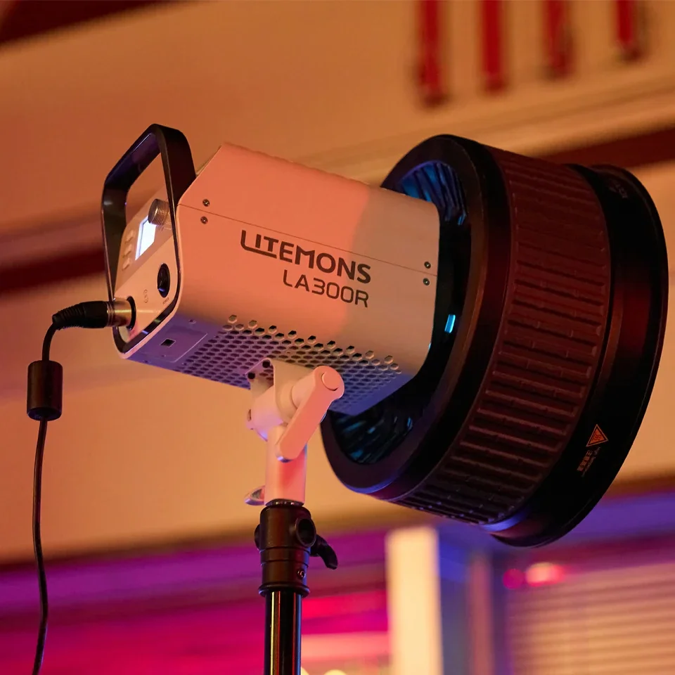 Godox LA150R LA200R LA300R RGB Full Color COB Photography Fill Light Bowens Mount 1800K-10000K LED Video Light with NFC 6