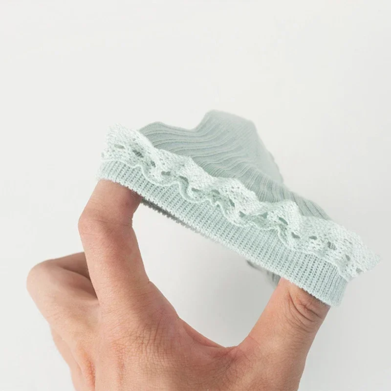 2025 New Baby Girl Sweet Lace Socks Anti Slip Adhesive Point Solid Color Cotton Infant Girls Sock Breathable Kids Girls Floor