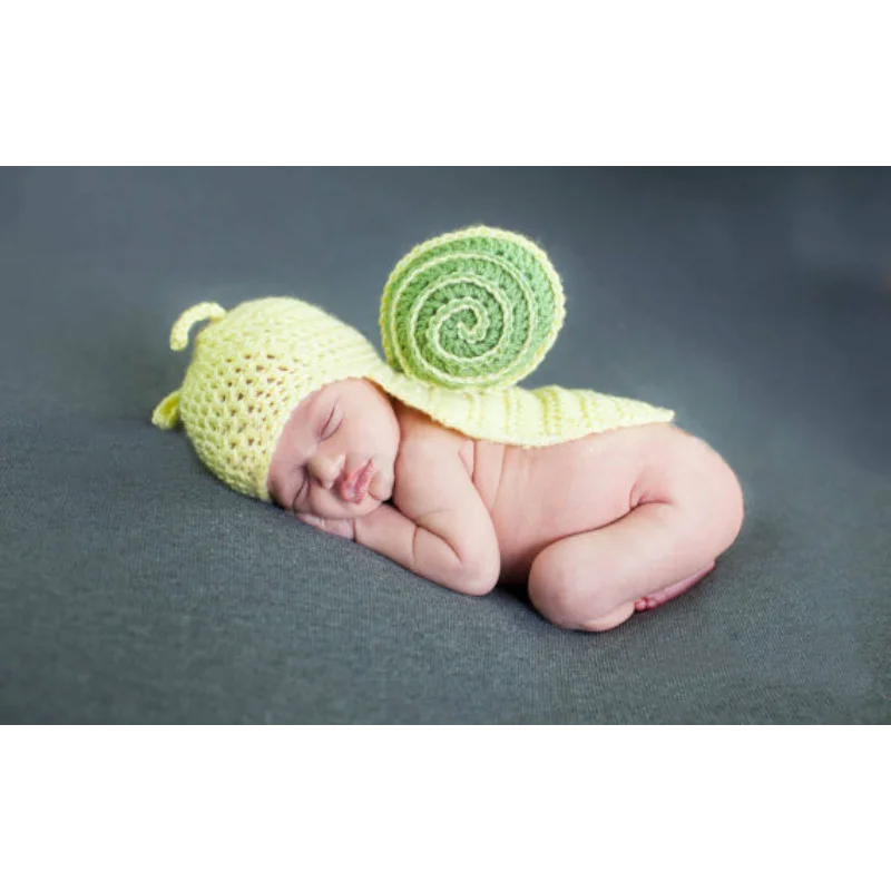 Newborn Knitted Green Snail Set Baby Photography Props Baby Girl Boy Handmade Woolen Snail Set Photography Props Aceessries