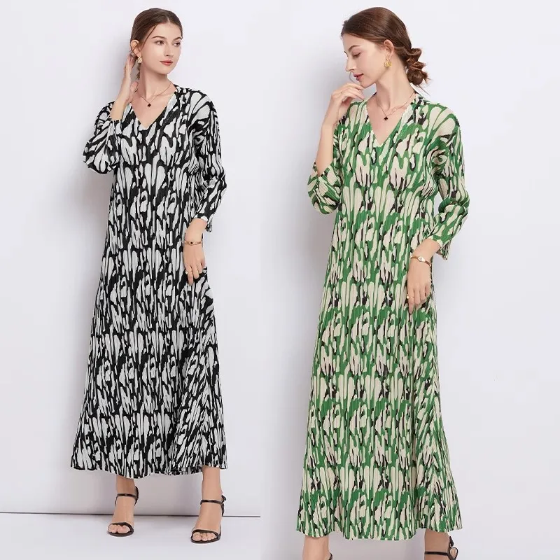 

Vintage Miyake Pleated Autumn Leopard Print Dress New Elegant Women V Neck Long Sleeve Flower Loose Office Ladies Midi Dresses