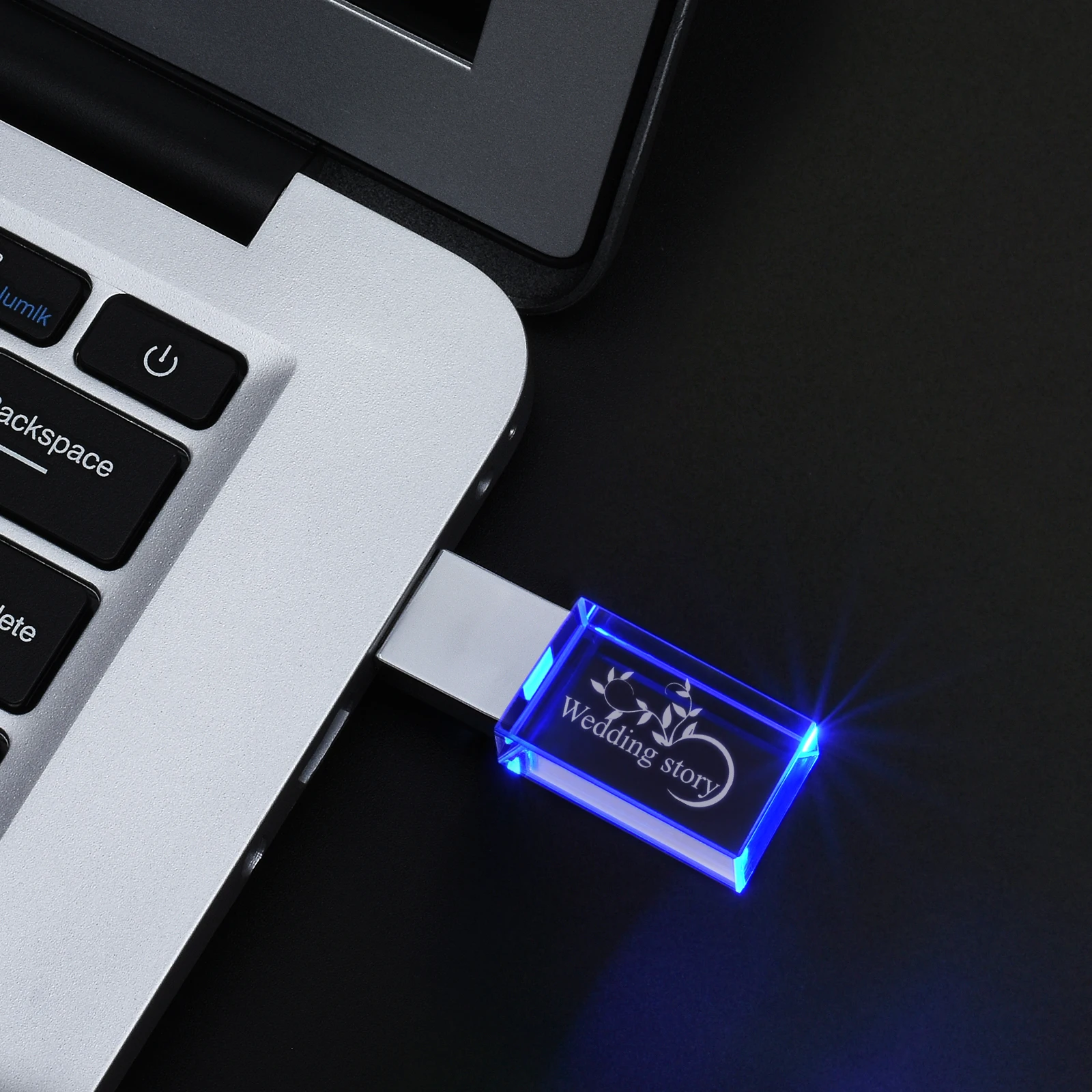새로운 크리스탈 USB 플래시 드라이브 LED 라이트 펜 드라이브 128GB 64GB 32GB 무료 맞춤형 로고 메모리 스틱 블랙 박스 U 디스크 16GB 8GB 4GB