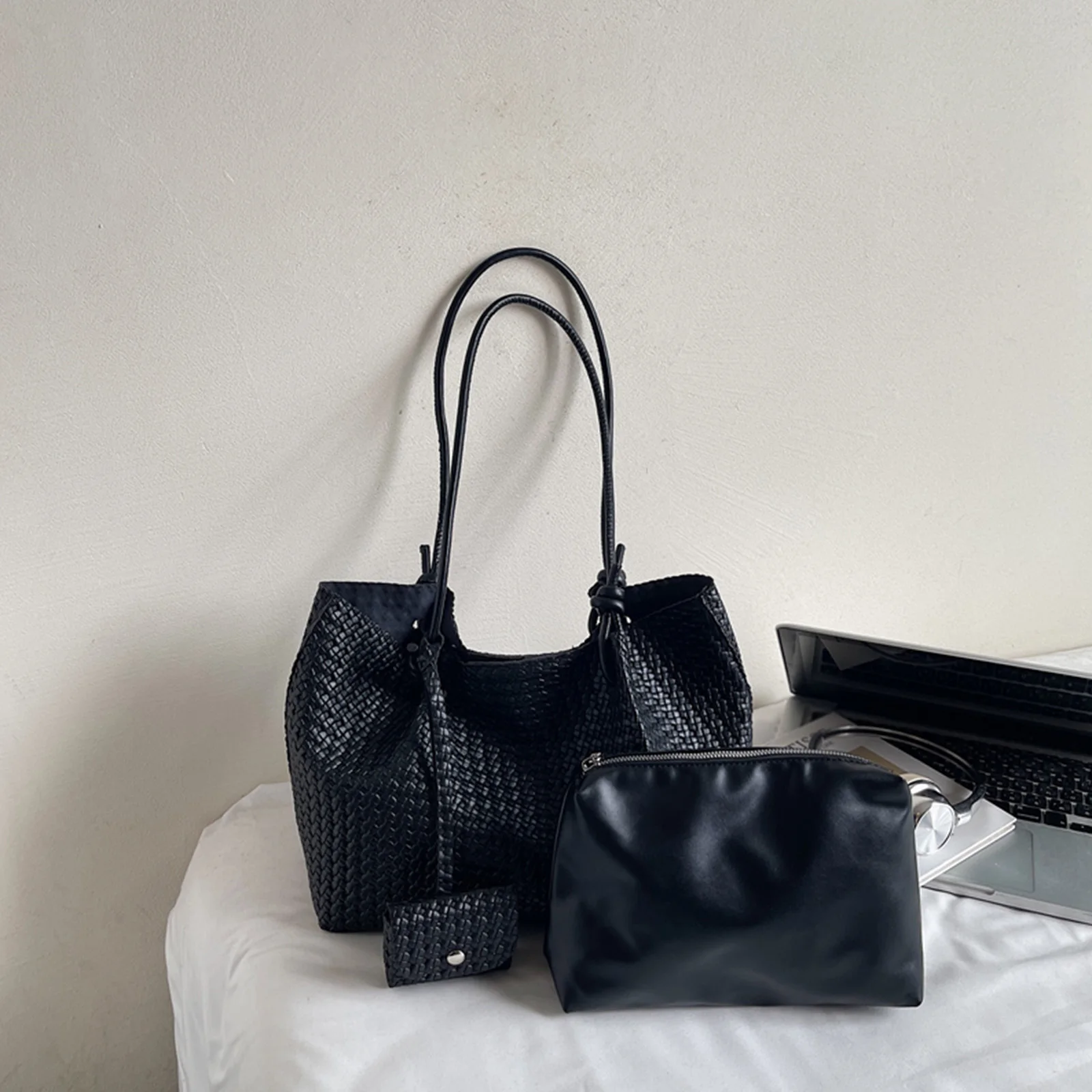 PU Leather Stylish Tote Bag Large-Capacity Simple Underarm Bag Solid Color Woven Armpit Bag Leisure Bag with Matching Wallet