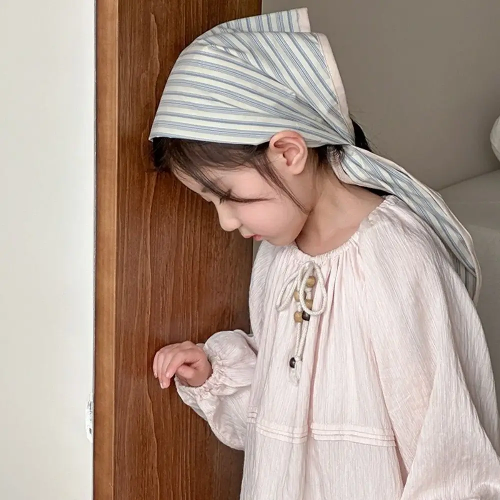 Description Picture 3 of itemRetro Korean Children's Scarf Plaid Sweet Triangle Bandana Boys Girls Striped Waist Scarf Spring Autumn
