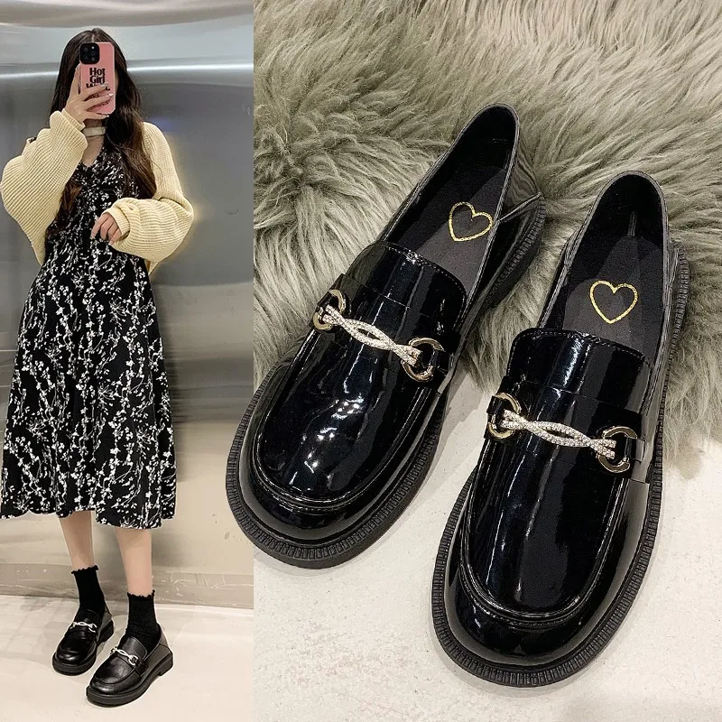 

Trendy Women's Shoes 2023 Spring and Autumn Fashion Round Head Flat Bottom Metal Buckle One Step Single Shoe Lefu Shoes