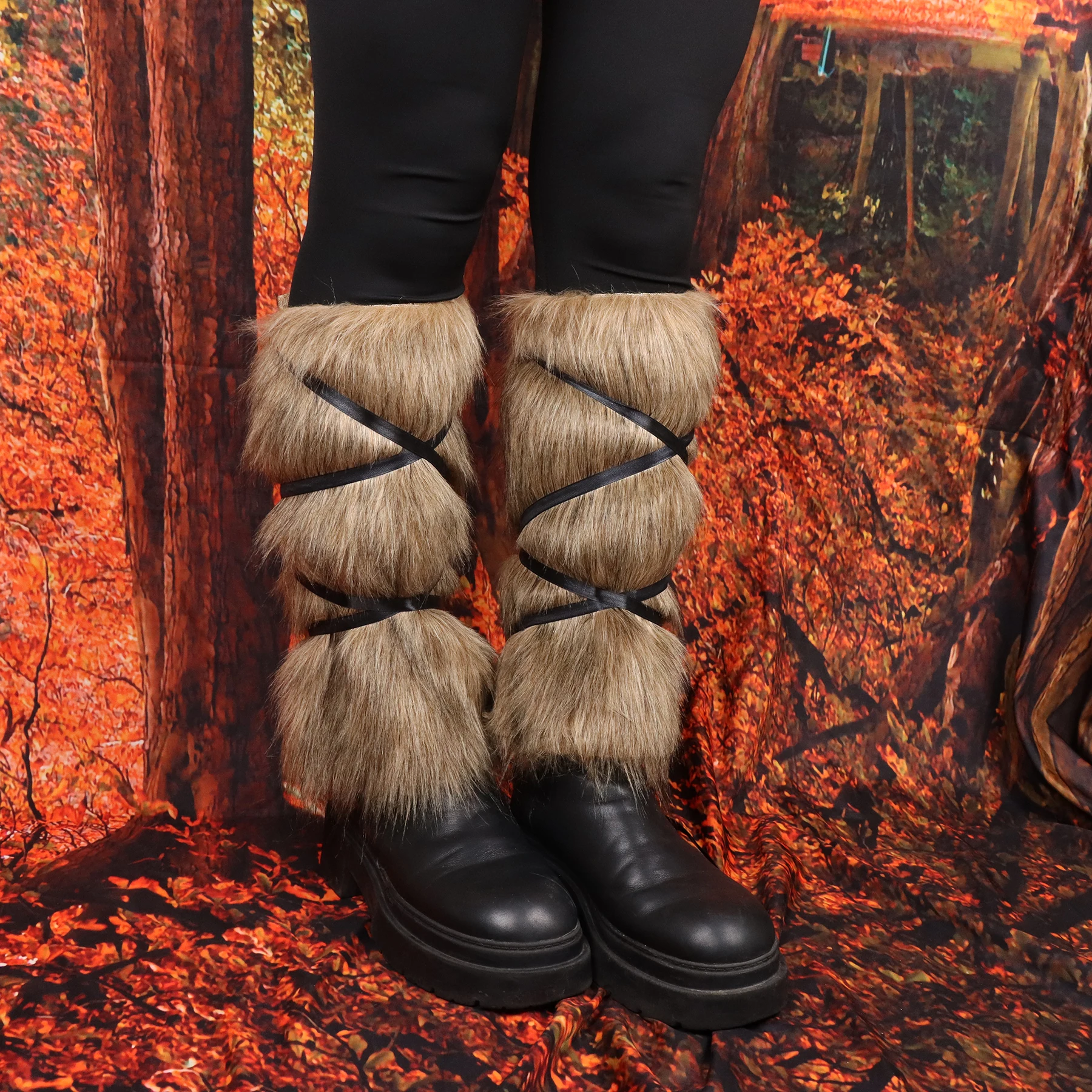 Coprigambe Vichinghi In Pelliccia Sintetica – Polsini Per Stivali Unisex Con Cinturini Regolabili, Accessori Per Costumi LARP E Halloween