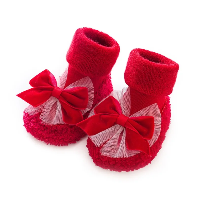 

BeQeuewll Baby Girls Socks Shoes Cute Bow Non-slip Socks Soft Lightweight New Year Floor Socks For 0-24 Months