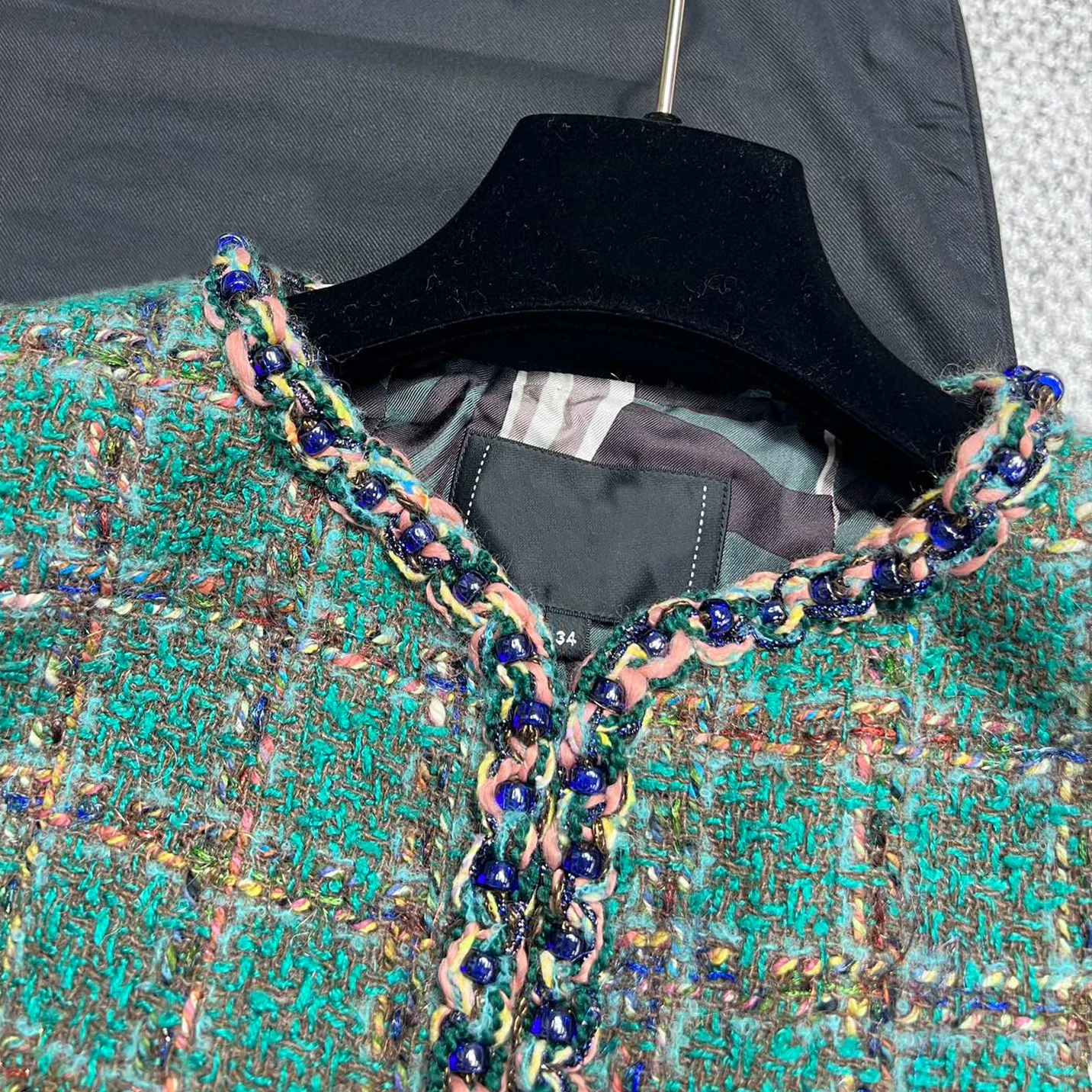 Рисунок 3 - Зеленый кардиган NIGO