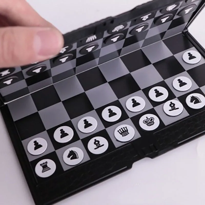 Foldable Wallet Style Pocket Chess Magnetic Chess Gifts Mini Portable Magnet Board Checkers Props Travel Chess Board Toy a b propeller set foldable propeller props for hubsan zino h117s zino pro zino 2 zino 2 plus drone