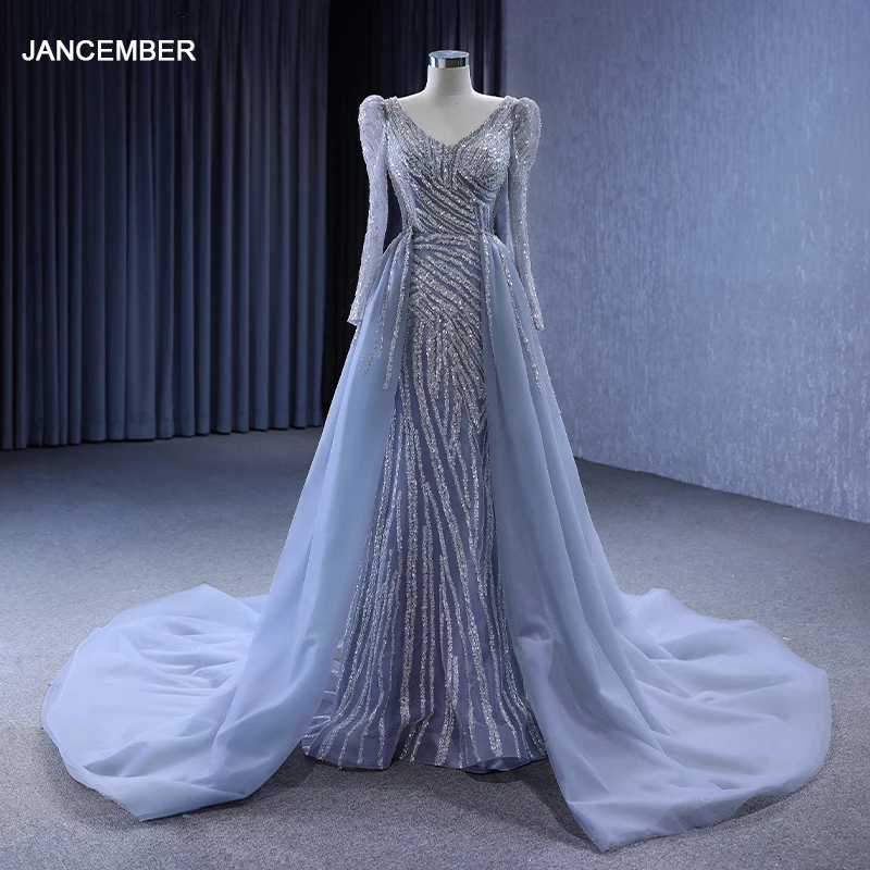 Роскошное длинное цельнокроеное