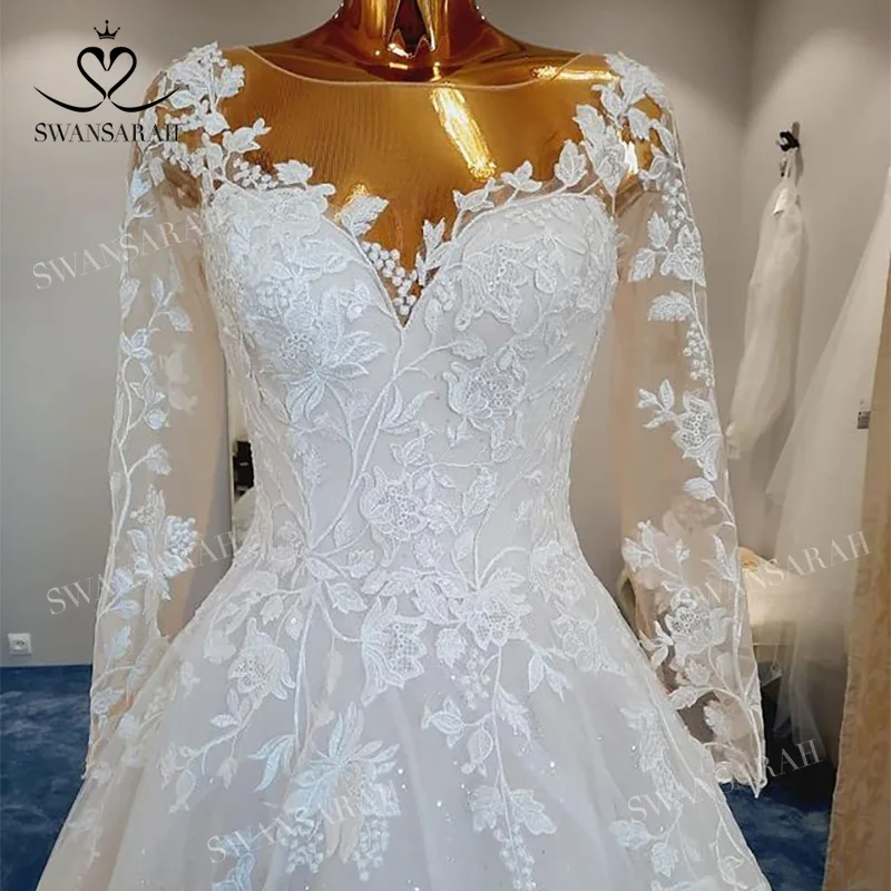 Vintage Long Sleeve Wedding Dress Appliqued A-Line Bride Gown Lace Princess SwanSarah N307 customized Vestido De Novia 5