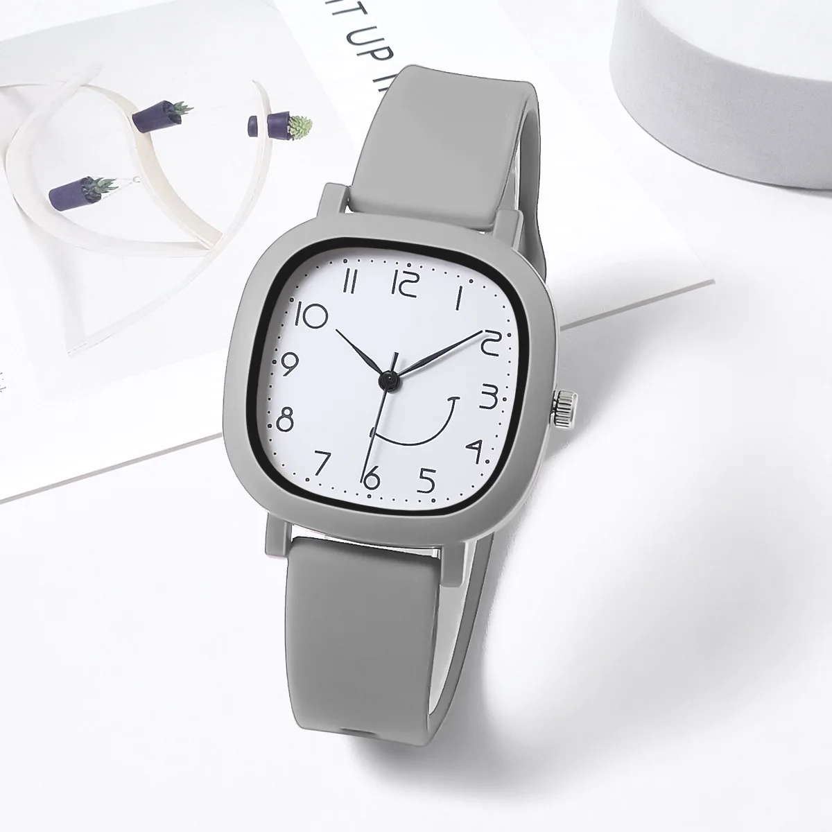 Brand Women Quartz Watches New Jelly Colored Silicone Strap