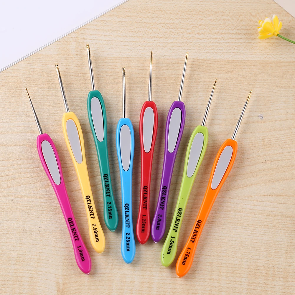 8pcs Soft Plastic Handle Knitting Needles Crochet Hooks Set for Weaving Sewing