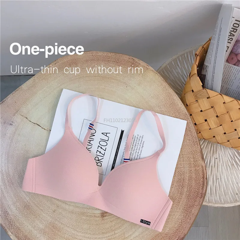 Summer Lingerie No Steel Ring Thin Small Chest Gathered One-piece Type Non-traceless Glossy Light Large Size Clothing Bra A B_voghion.com
