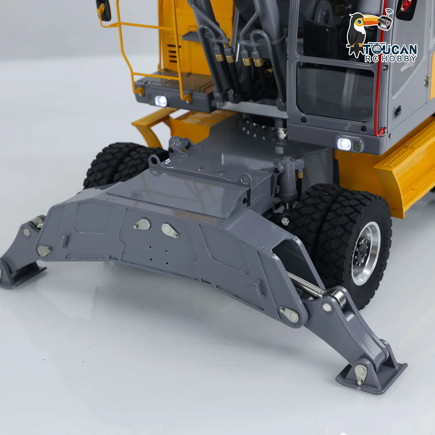 RTR LESU ET30H RC Hydraulic Excavator 1/14 Remote Control Wheeled Digger Vehicle Metal Heavy Duty Machine Light System Model Toy 5