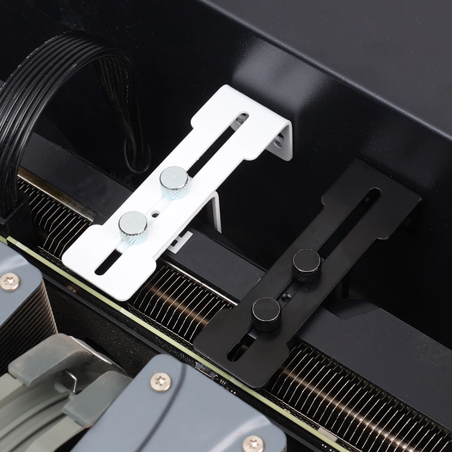 GPU 지원 브래킷 조정 가능한 컴퓨터 그래픽 카드 비디오 카드 홀더 PC 용 안티 처짐 스테인레스 스틸 GPU 홀더 마운트