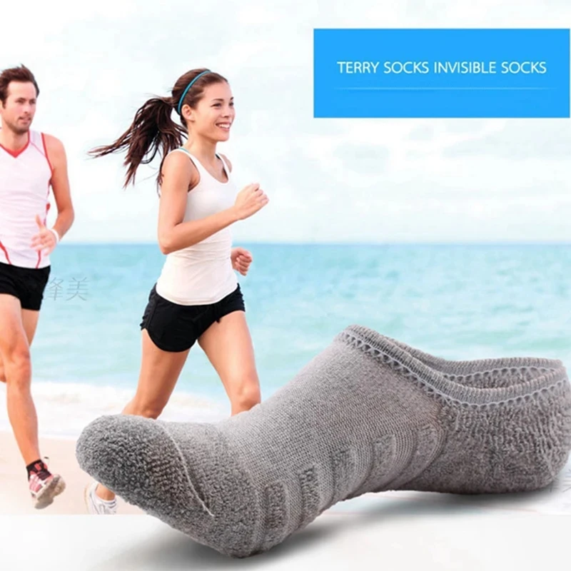 Men No Show Socks - 5 Pairs Low Cut Boat Socks With Silicone Grip & Breathable Towel Bottom