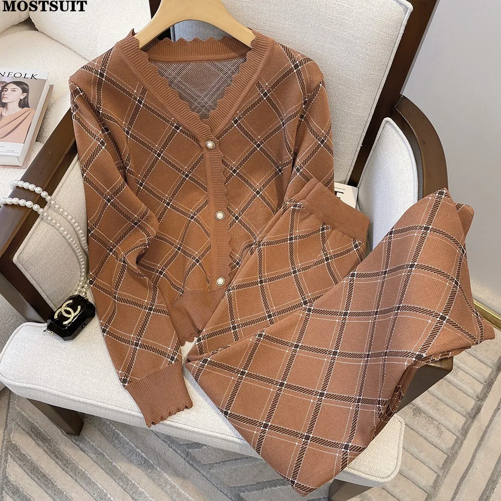 Stylish Plaid Knitted Two Piece Pant Set Women Vneck Cardigan & Wide