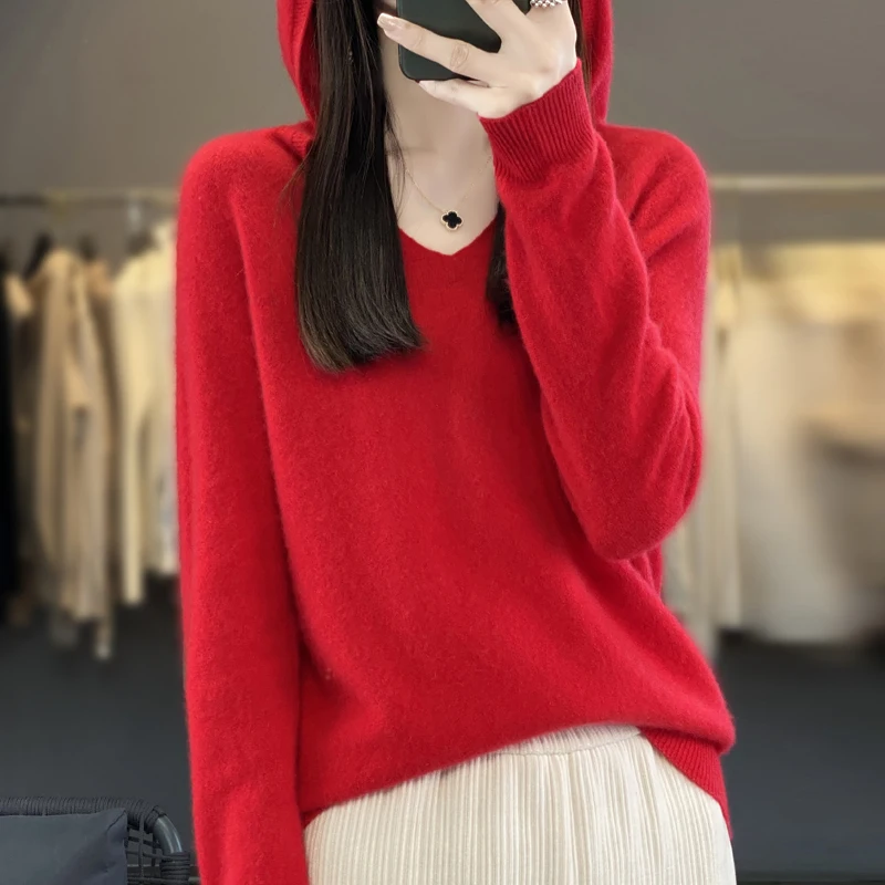 

Monochrome Hooded Sweater for Women, 100% Merino Wool, Soft Top, Warm Jumper, Monochromatic, Autumn and Winter Fashion, New