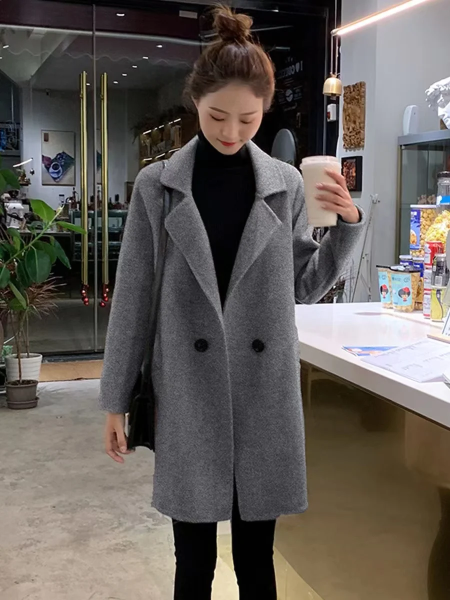 Women's fashion casual coat in autumn and winter