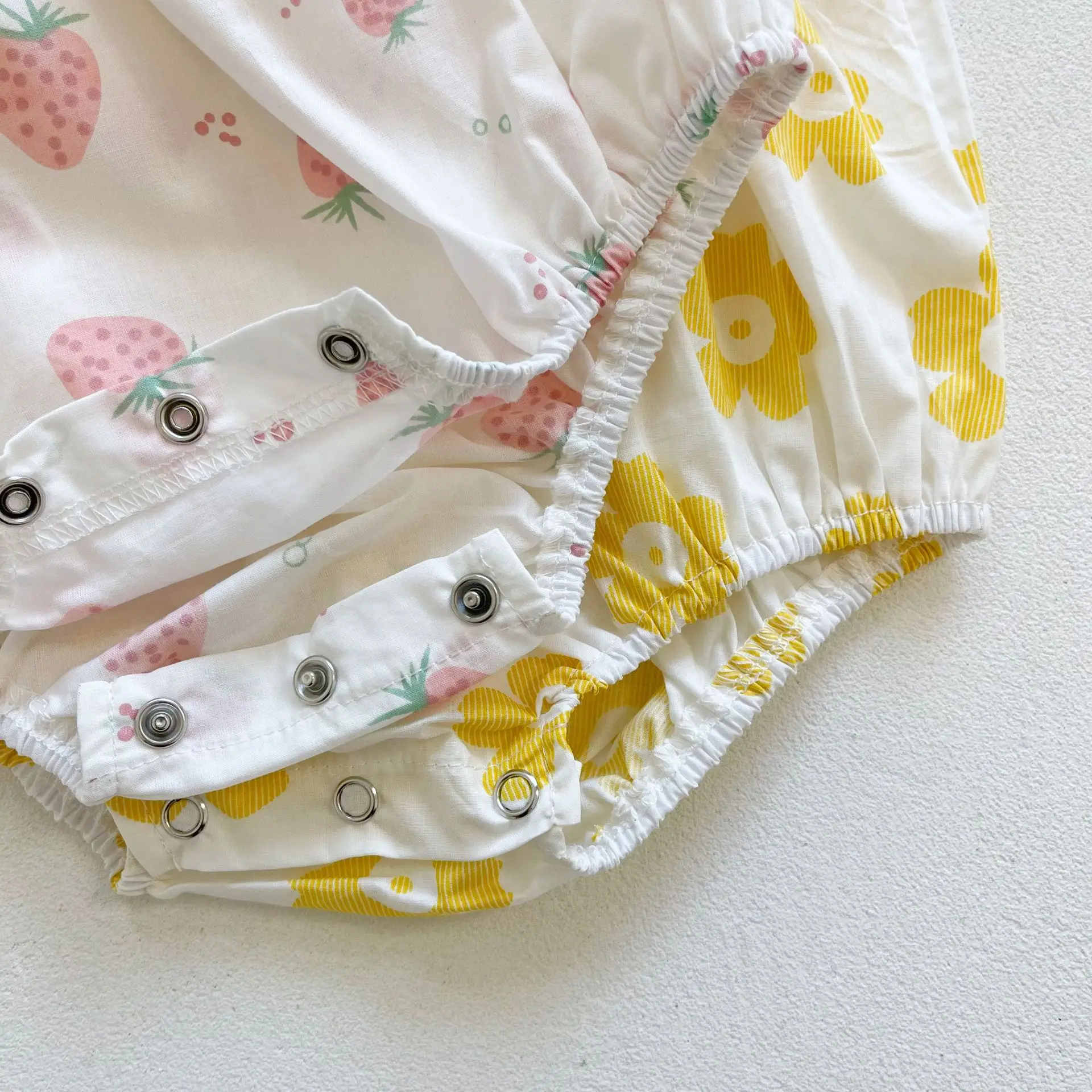 2023 New In Summer Newborn Girls Fly Sleeve Strap Flower Print Cotton Outdoor Clothing Jumpsuits Kids Baby Infant Bodysuit+hat