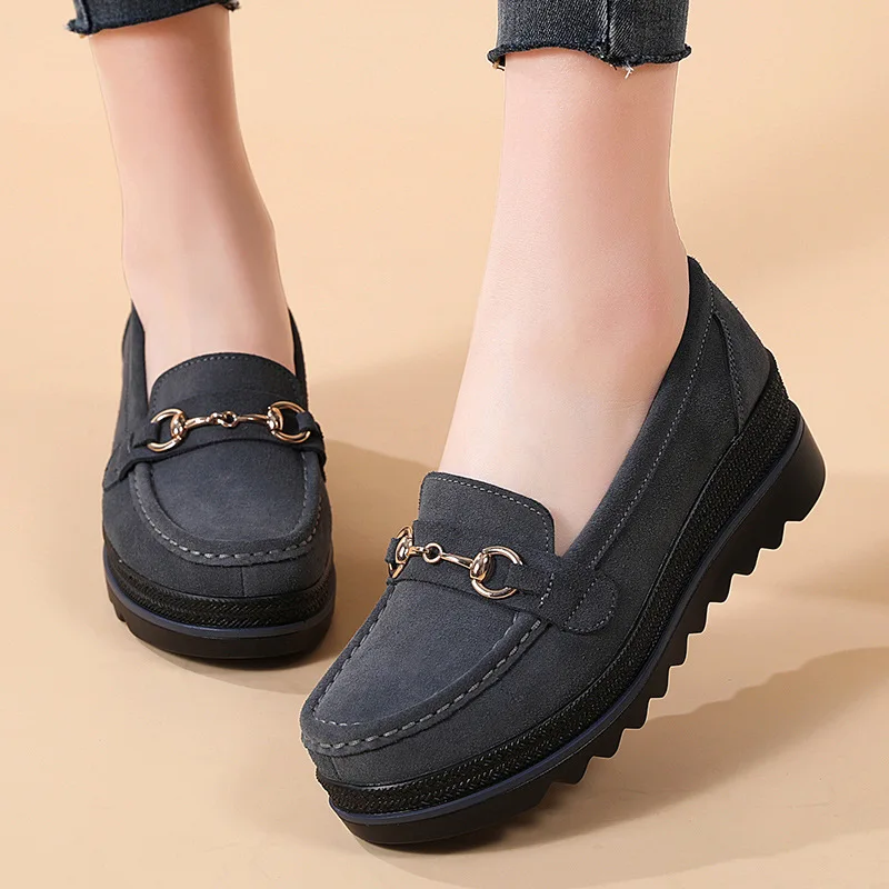 2023 Autumn High Quality Women Shoes Light Comfort Flas Platform Shoes Metal Buckle Casual Mother Shoes Wedge Women Loafers