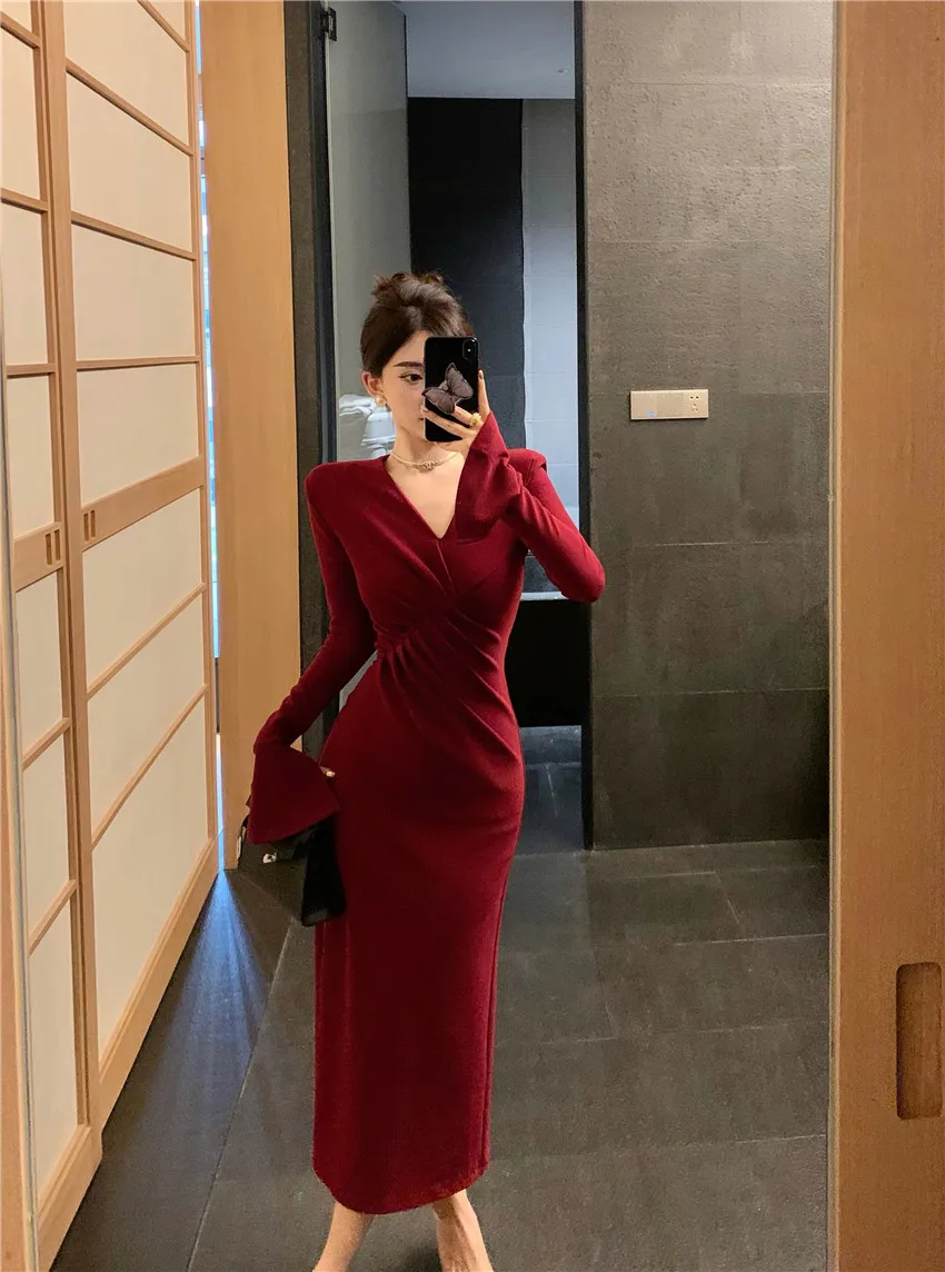 Casual Cotton Knee-Length Slim Fit Dress with V-Neck and Short Flare Sleeves for Junior Women Autumn from Dhgate Basic & Casual Dresses - price 37.58 Casual Cotton Knee-Length Slim Fit Dress with V-Neck and Short Flare Sleeves for Junior Women Autumn from Dhgate Basic & Casual Dresses - price 37.58