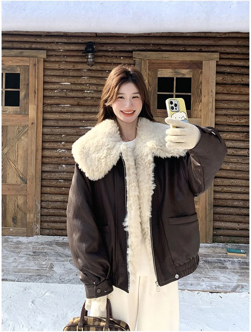 Jacket lifestyle image 2