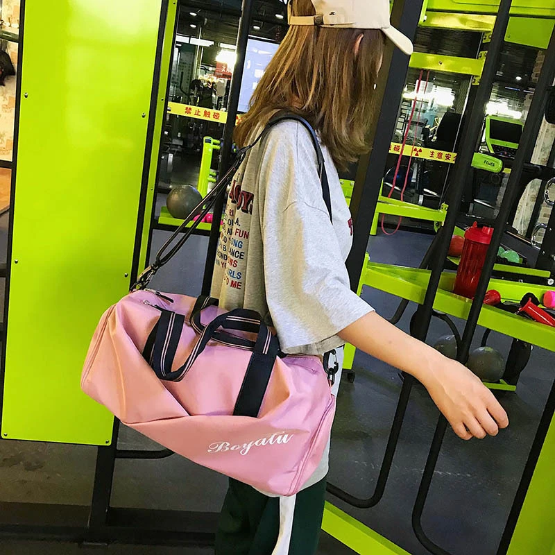 Women's Sports Fitness Bags Outdoor Waterproof Dry Wet Separation Handbags for Women Yoga Training Gym Ski Shoes Bag Pink