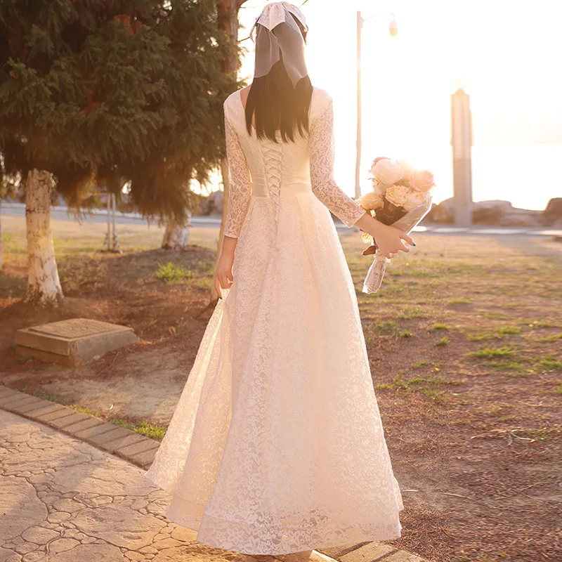 Customized Elegant Lace Wedding Dress With Sleeve Sexy V-neck Flowers Robe De Mariee New Floor-length Simple Bride Dress 3