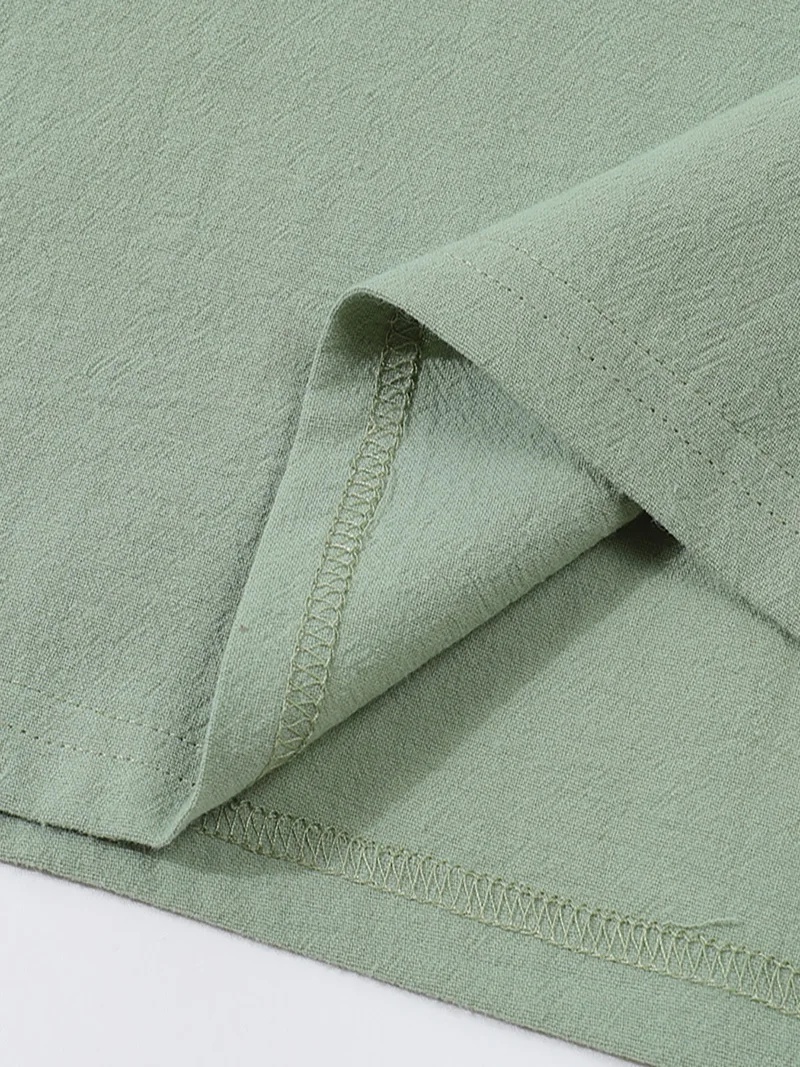 Polo da uomo in misto lino a maniche corte con abbottonatura, toppa sul petto, traspirante, casual, per golf, lavoro, uso quotidiano - immagine 4
