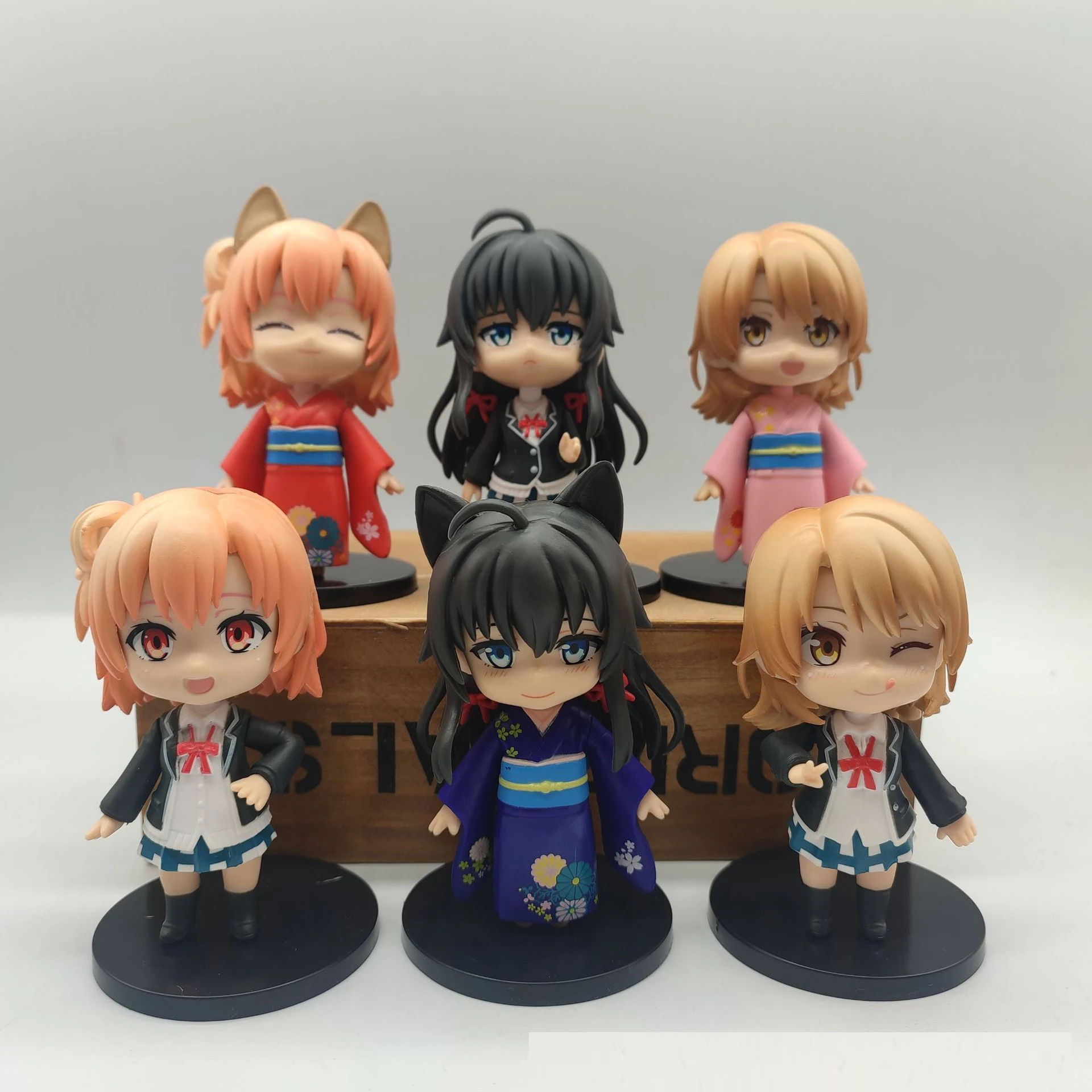 

Anime My Teen Romantic Comedy Yukinoshita Yukino and Yuigahama Yui 6pcs/set PVC Action Figure Doll Decoration 9cm