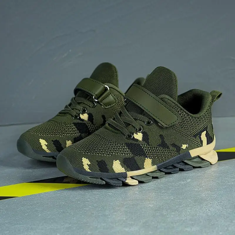 Kawaii 캐주얼 신발 패션 어린이 신발 소년 여름 캠프 군사 훈련을위한 통기성 메쉬 위장 러닝 스니커즈