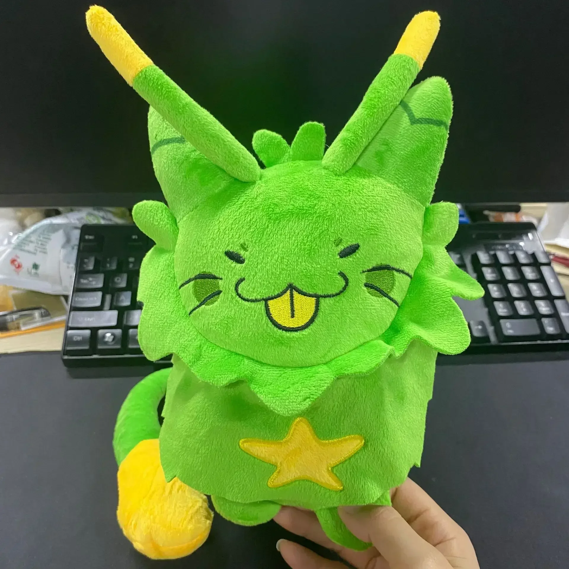귀여운 인사 Gnarpy 플러시 인형, 스마일 소프트 애니메이션 피규어, 귀여운 소프트 장식품 컬렉션, 데스크탑 디스플레이 선물 장난감, 20cm, 신제품
