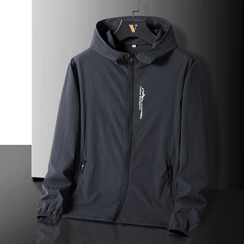 Men's summer new thin breathable ice silk UV protection jacket hooded sports fishing suit jacket
