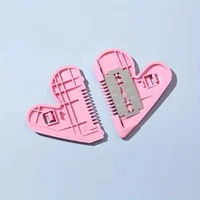 1Pc Thinning Beauty Hair Cut Accessories Home Mini Makeup Tools Heart Shape Hair Cutting Trimmer Barber Comb Bangs Hair Remover 2