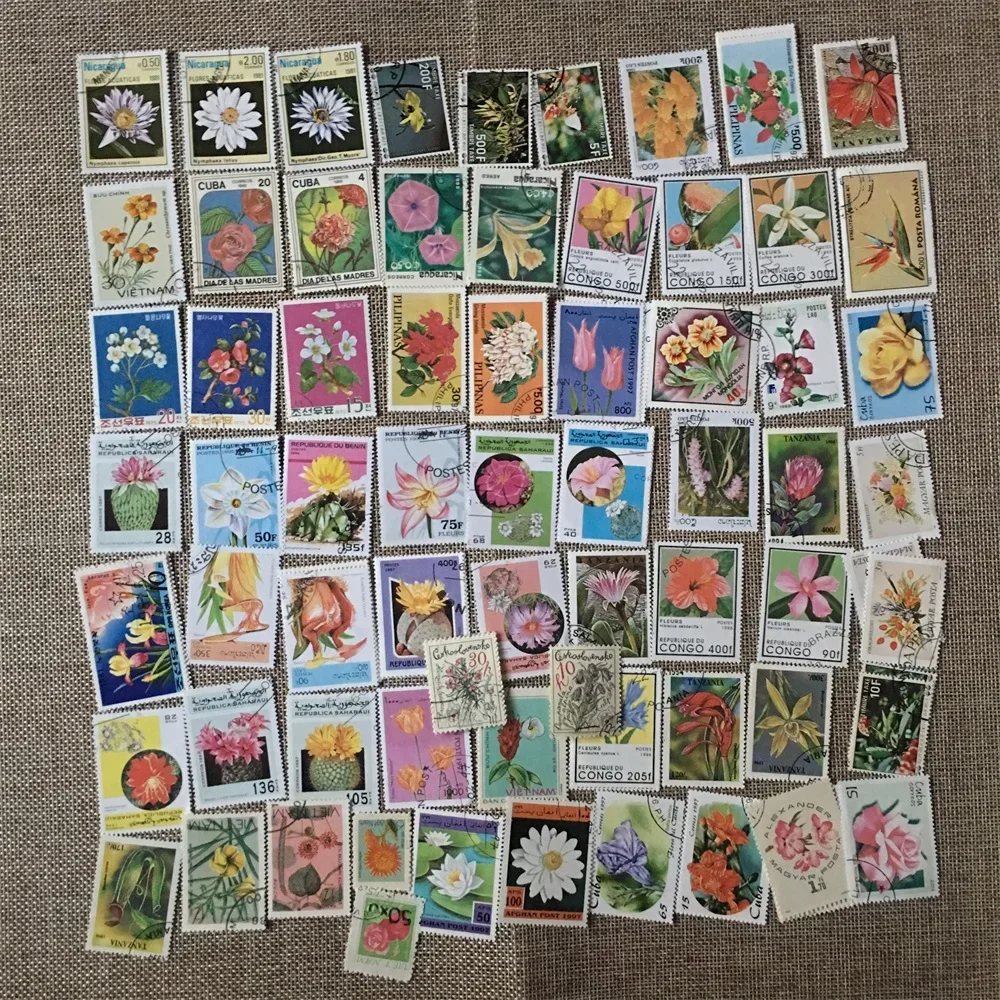 50Pcs/Set Flowers All Different From Many Countries NO Repeat With Postmark Postage Stamps for Collecting