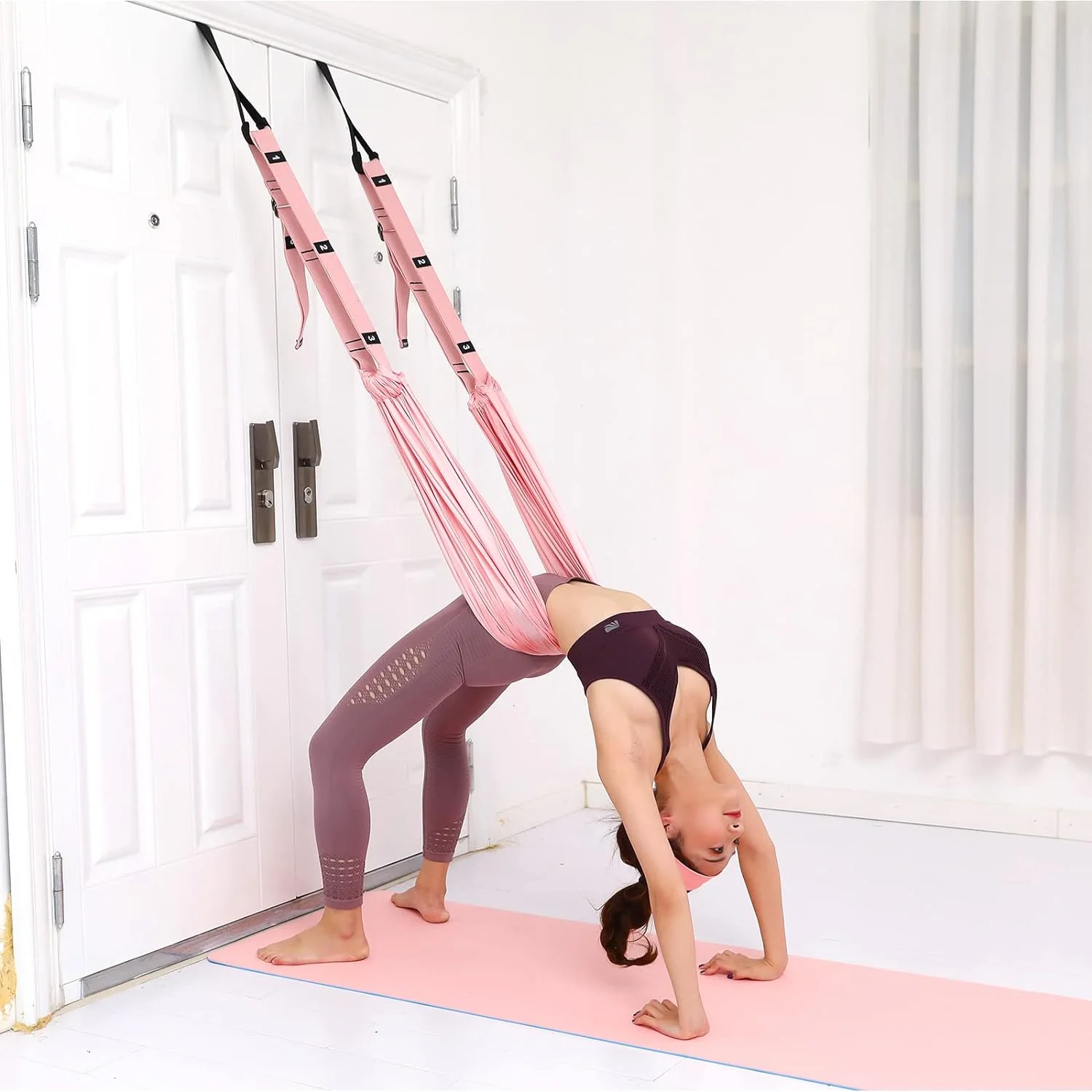 Premium leg stretcher and backbend training belt for enhanced strength, flexibility, and balance. Ideal tool for gymnasts, aeria