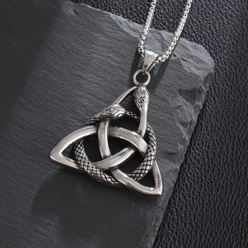 Punk Ouroboros Trinity Celtic Knot Necklace Personalized Men's Fashion Irish Knot Amulet Jewelry Gift