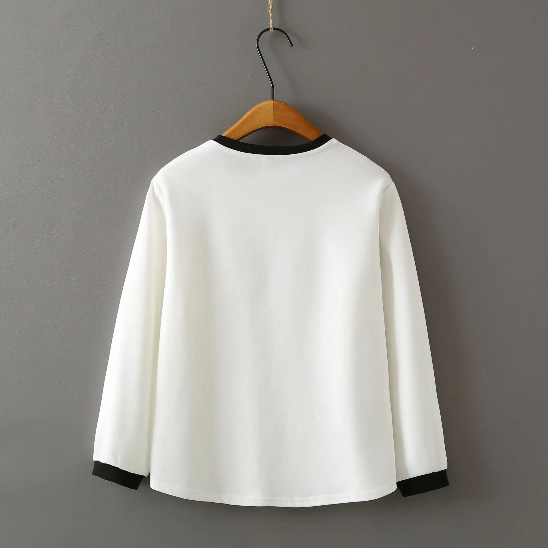 Fashion Plus Size Women's T-Shirt Autumn New Style Simple Color Contrast Pocket Decoration Long Sleeve Tops 818