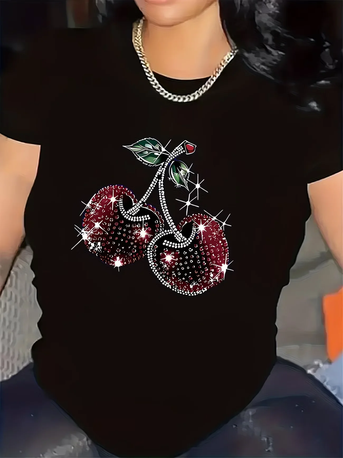 Kurzarm-T-Shirt mit funkelndem Kirschdesign, Rundhalsausschnitt, kurze Ärmel, Top-T-Shirt für Freizeit, Essen und den Alltag