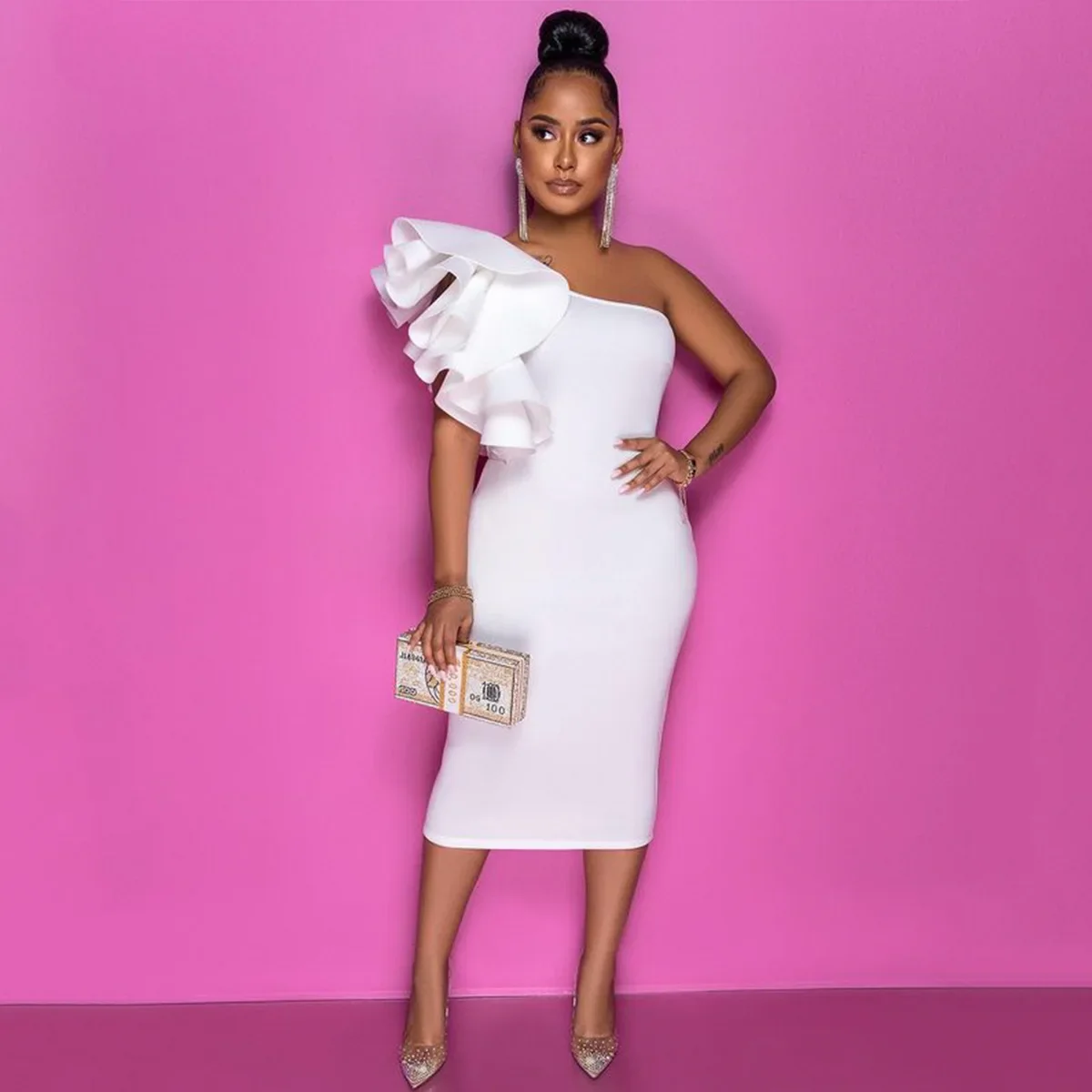 

Женское модное темпераментное элегантное белое платье с оборками и одним рукавом