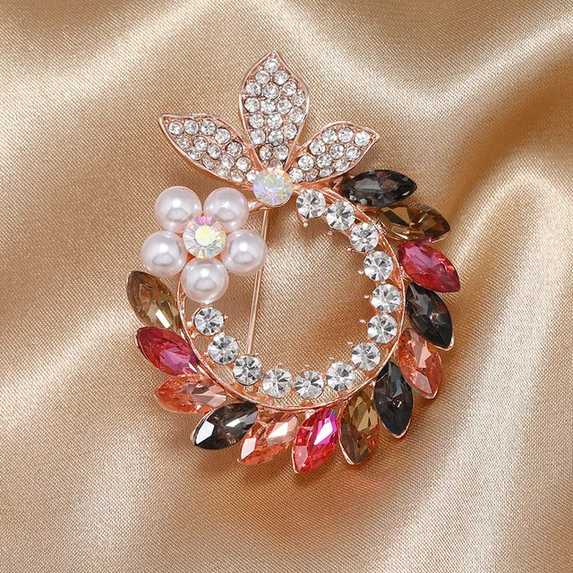 Eigen Zichzelf cassette Luxury Creative Design Brooches Simple Retro Temperament Elegant Flower  Brooch Crystal Pearl Pin Broches Jewelry - Brooches - AliExpress