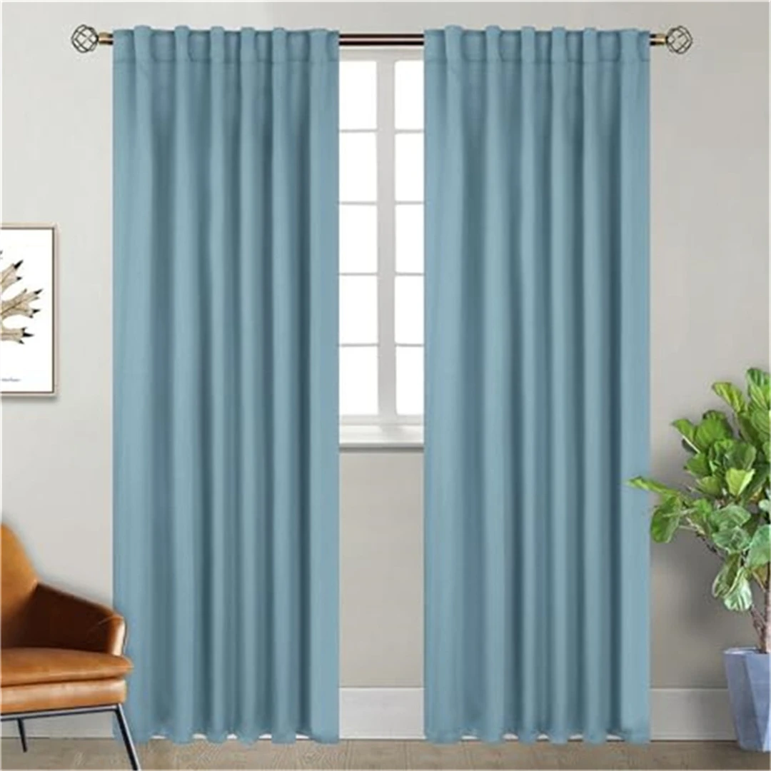 

A015451 Bedroom Curtains