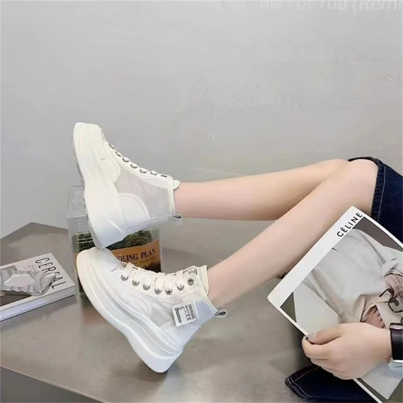 2023 New Men and Women Couple Vulcanized Shoes High Quality Thick Sole Canvas Sneakers Casual Round Toe Lace-Up Flats