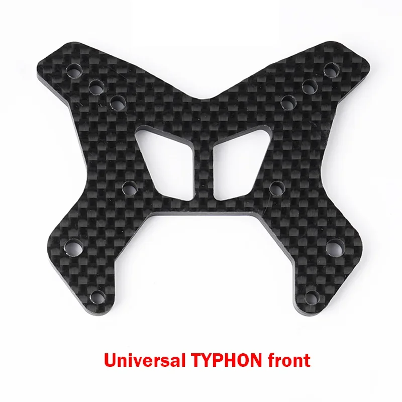 Vue de profil du bumper carbone ARRMA TYPHON 6S V5 TLR, montrant l'épaisseur et la finition brillante.