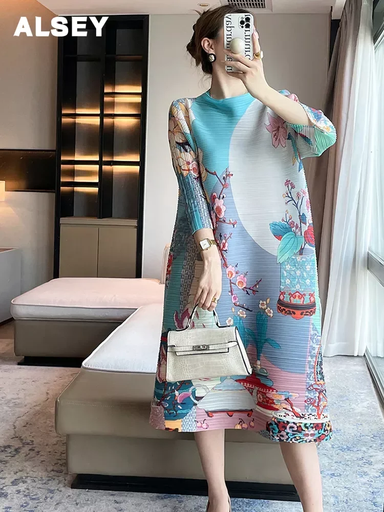 

ALSEY Miyake Pleated Retro Abstract Print Dress Women Autumn New Half-high Collar Nine-quarter Sleeves Loose Mid-length Skirt
