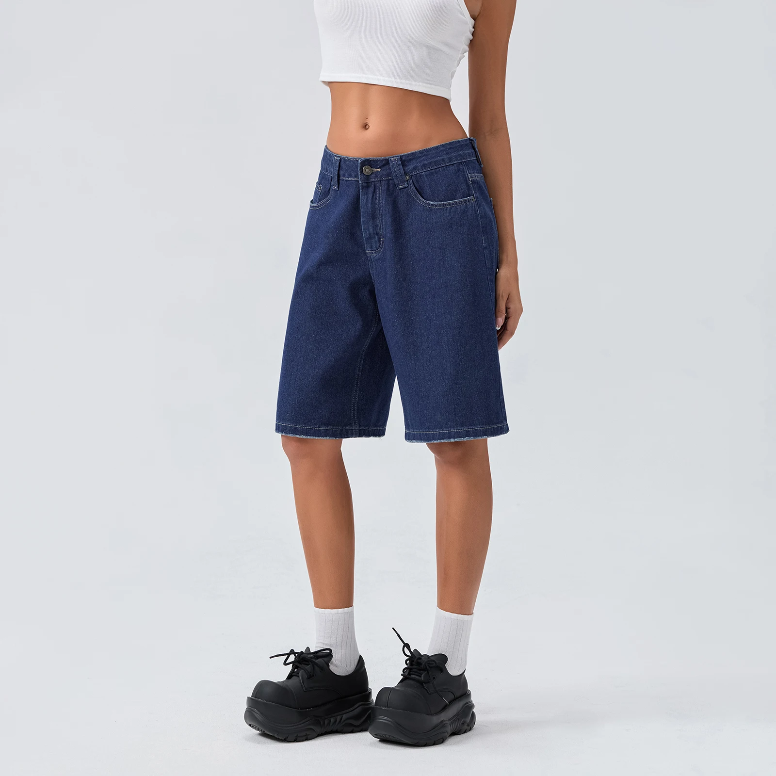 New Fashion Womens Knee Length Denim Shorts Loose Solid Color Low Rise Wide Leg Long Shorts With Pockets For Summer S-2XL