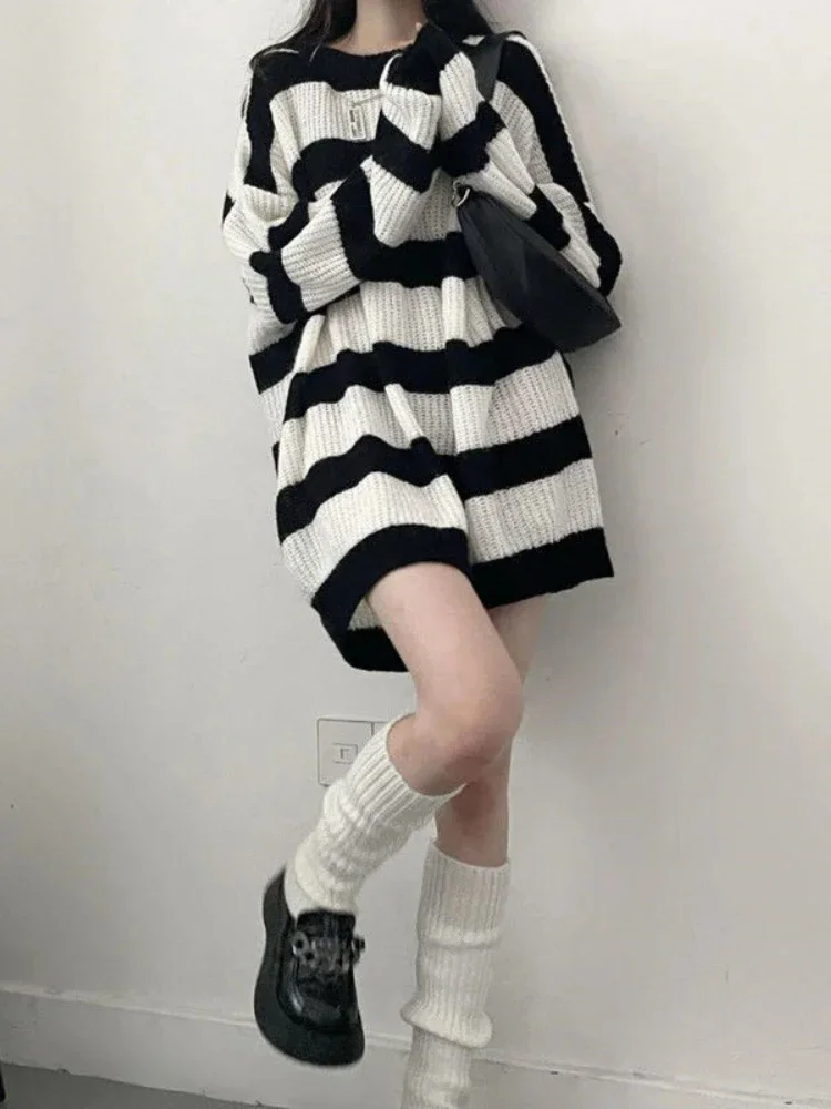 

2023 Gothic Sweaters Women Harajuku Punk Knitted Stripes Jumper Vintage Plus Size Loose Long Sleeve Pullover Tops Streetwear