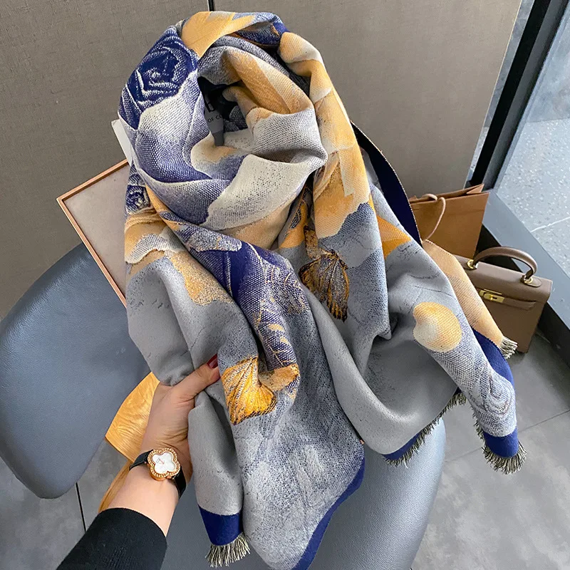 

New Style Cashmere Fringe Scarf Female Thick Blanket Large Scarves Luxury Brand 190X65CM Shawls Winter Popular Warm Wrap Bandana